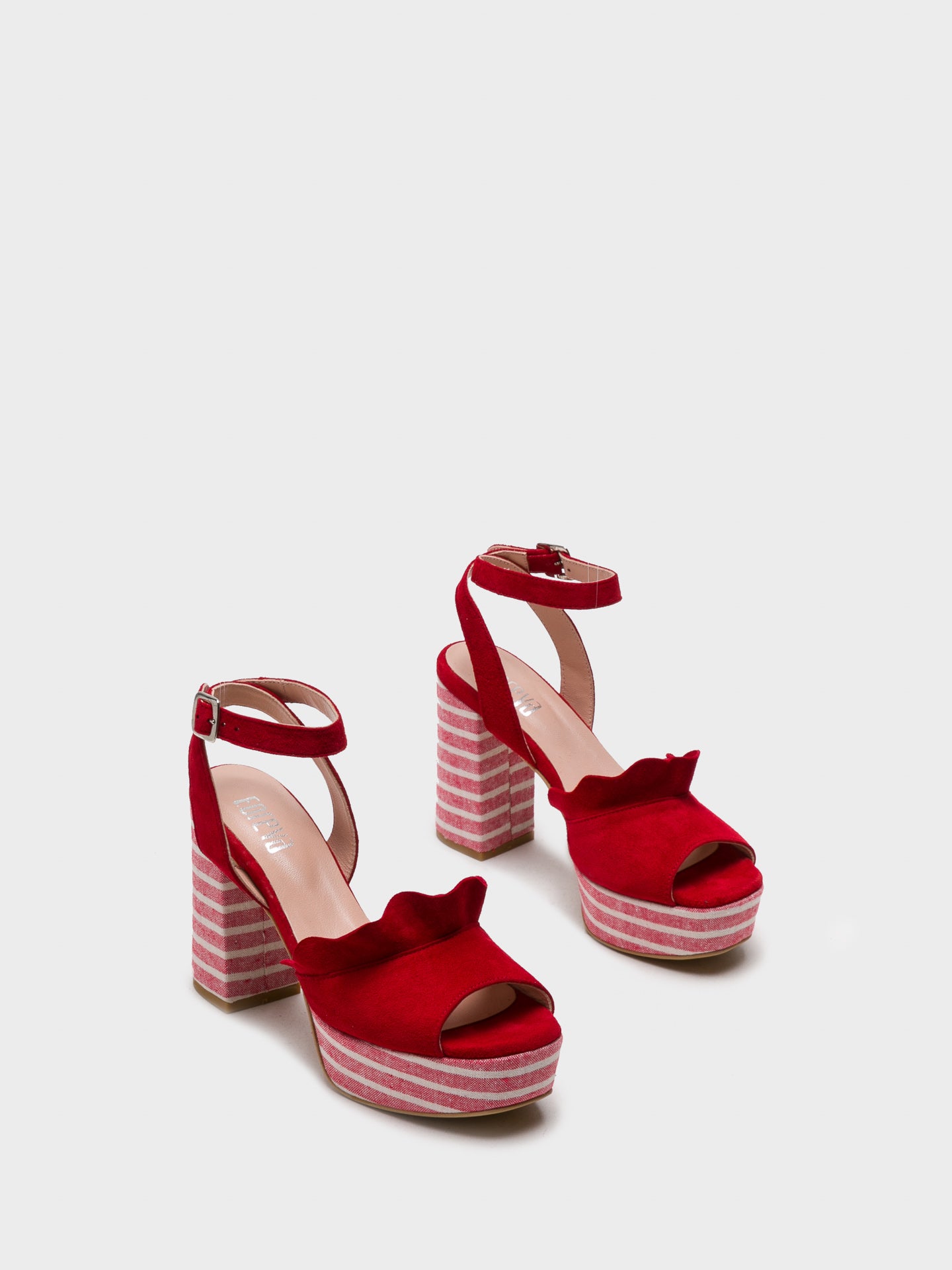 Foreva Sandálias de Salto Grosso em Vermelho